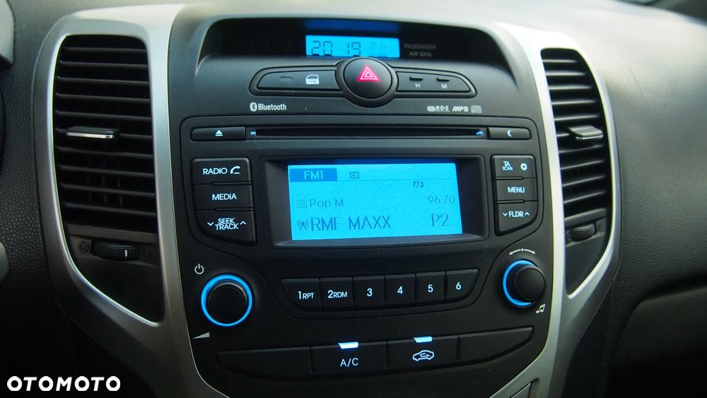 Hyundai ix20 1.4 blue Passion - 29