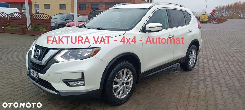 Nissan Rogue - 1