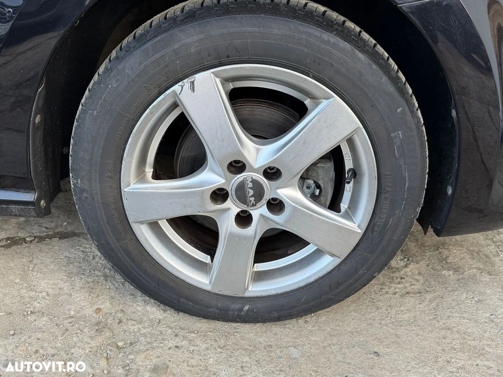 Volkswagen Polo 1.4 TDI (Blue Motion Technology) Comfortline - 21