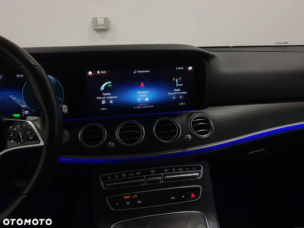 Mercedes-Benz Klasa E 300 de 4Matic 9G-TRONIC AMG Line - 13