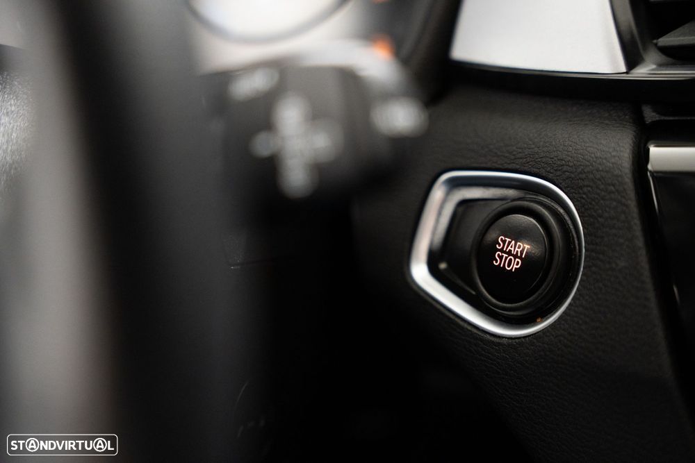 BMW X1 25 e xDrive Corporate Edition - 18