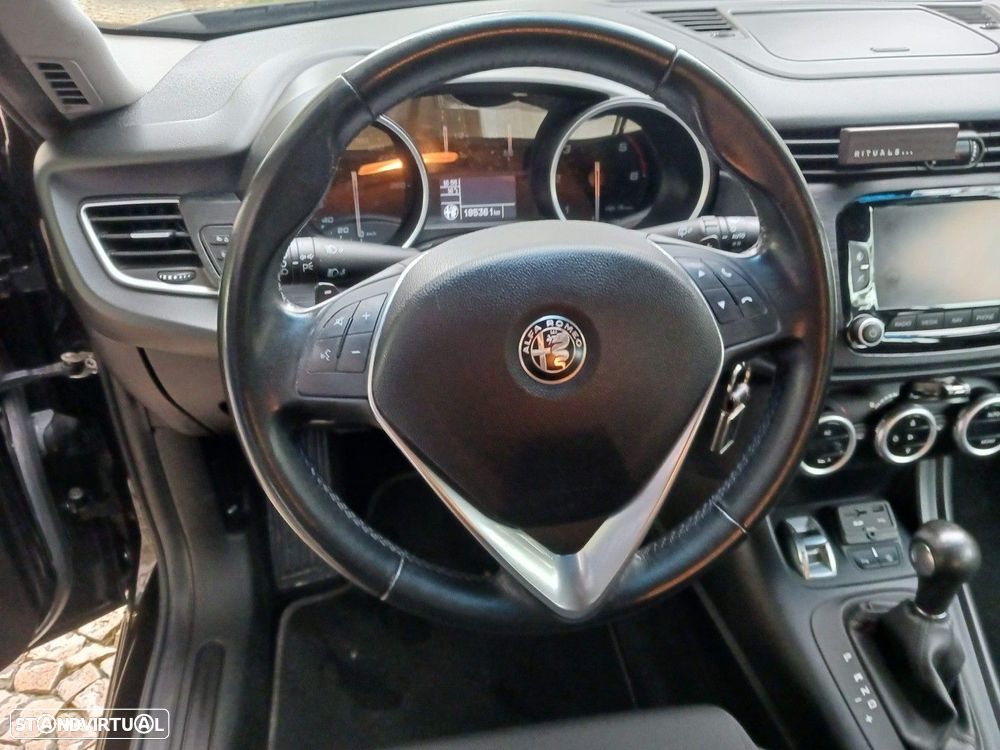 Alfa Romeo Giulietta 1.6 JTDM Super TCT - 11