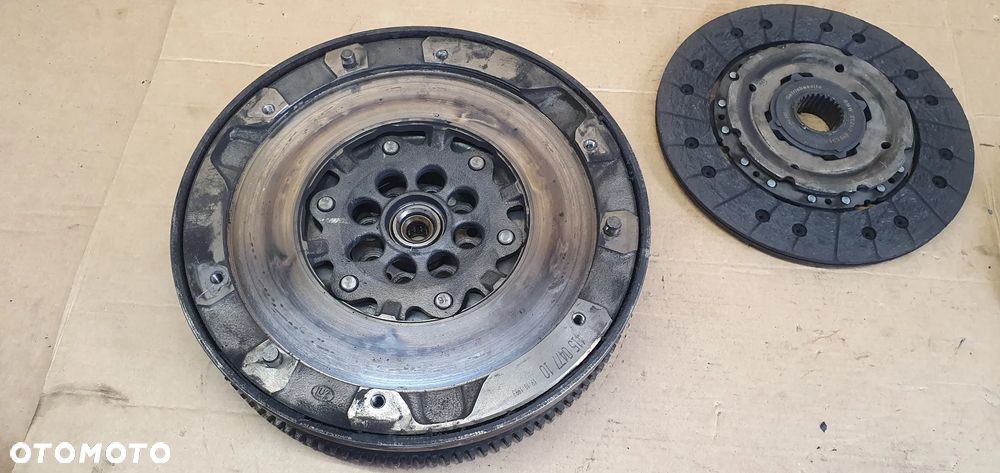 Sprzęgło tarcza docisk koło dwumas BMW X1 E84 2.0D 1240523 - 2