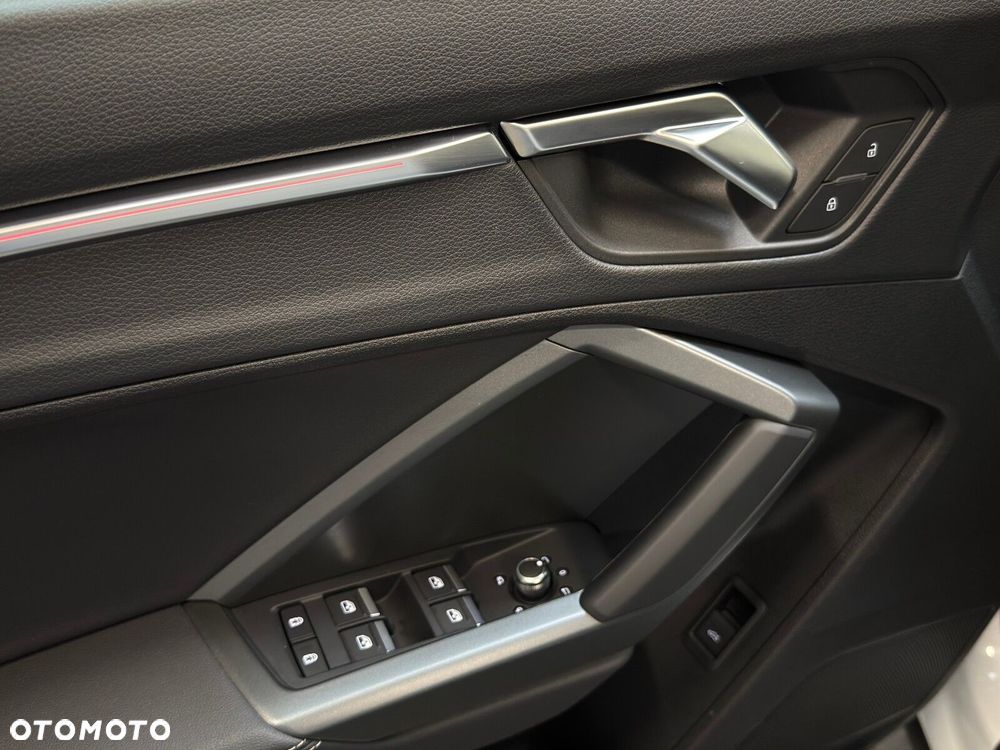 Audi Q3 35 TFSI mHEV S-Line S tronic - 19