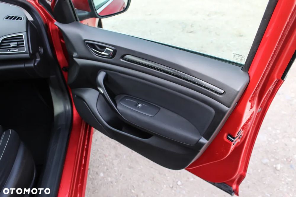 Renault Megane 1.2 Energy TCe Life - 23