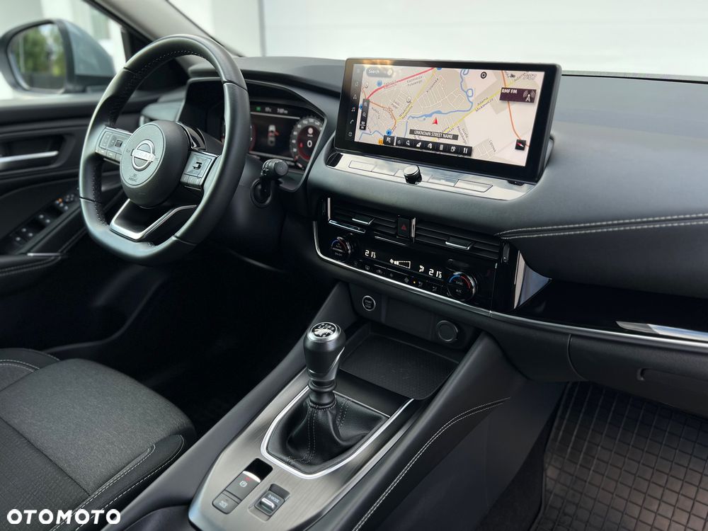 Nissan Qashqai 1.3 DIG-T N-Connecta - 31