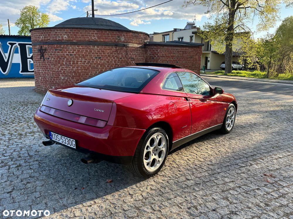 Alfa Romeo GTV 2.0 Twin Spark Base - 12
