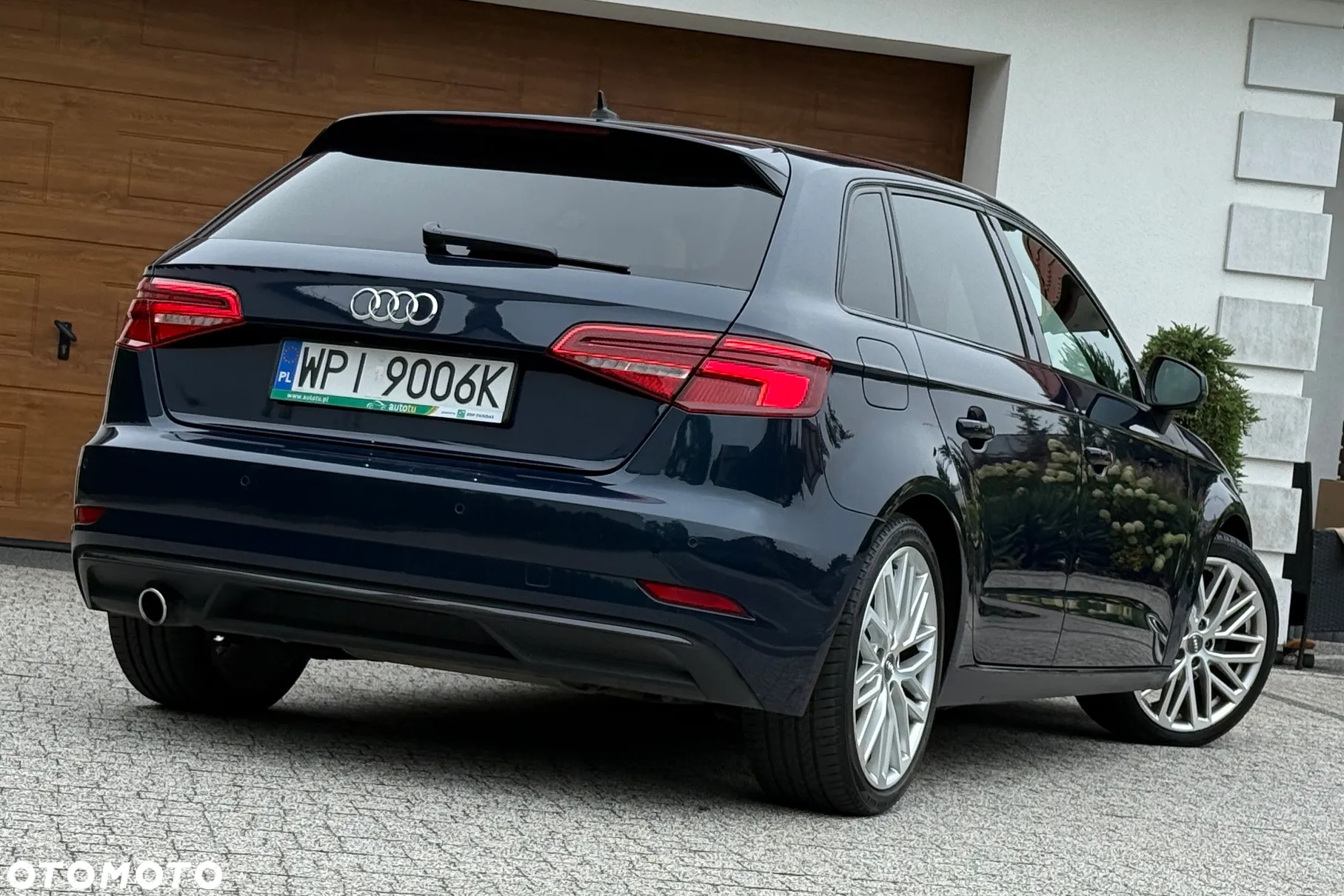 Audi A3 1.6 TDI S tronic sport - 6