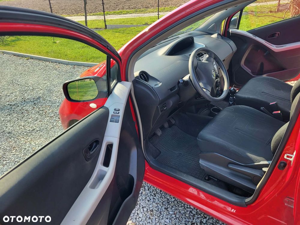 Toyota Yaris 1.4 D-4D Sol - 7