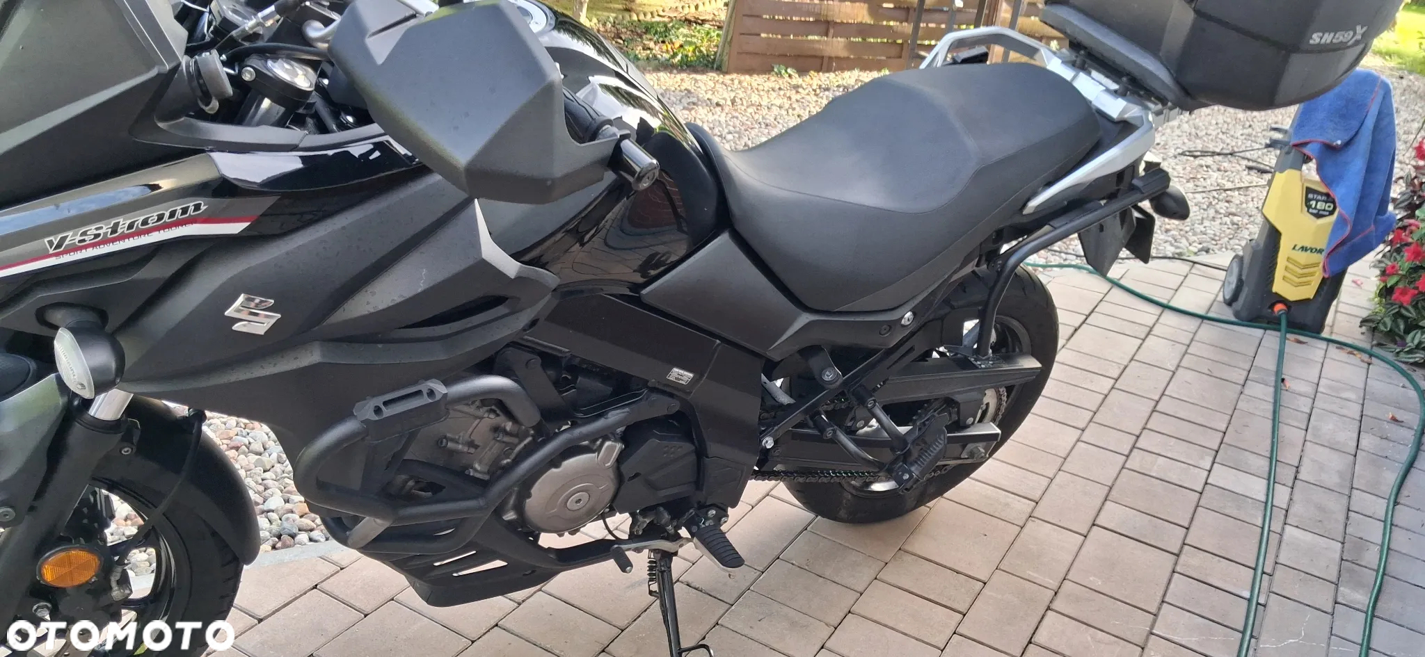 Suzuki DL - 4