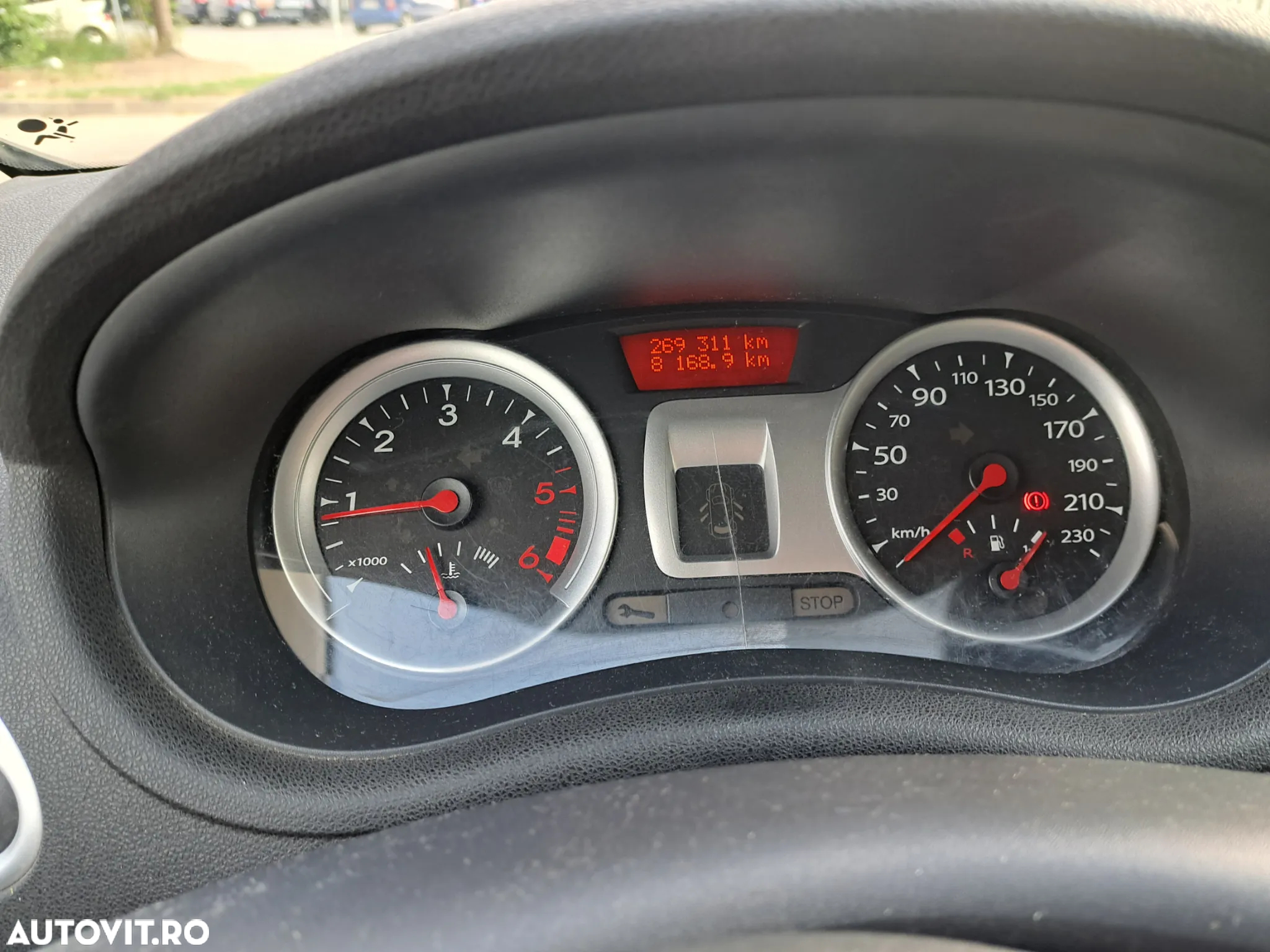 Renault Clio III 1.5 dCi Authentique - 7