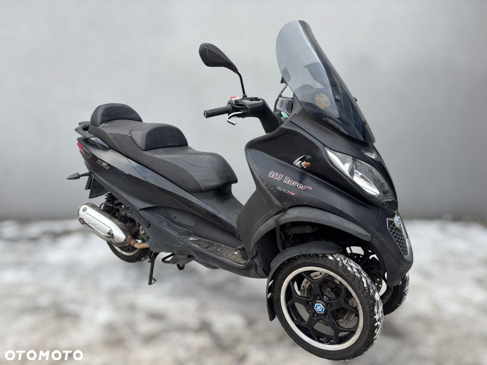 Piaggio MP-3 - 9