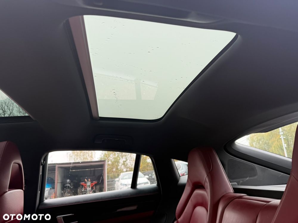 Porsche Panamera 4 Executive - 32