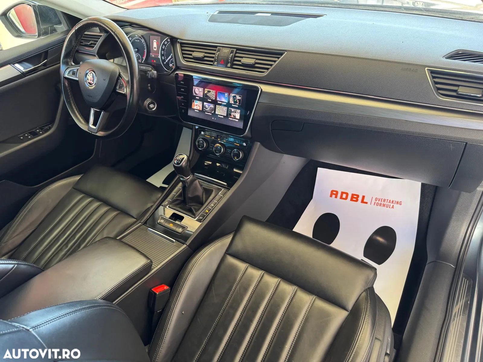 Skoda Superb Combi 1.6 TDI Style - 9