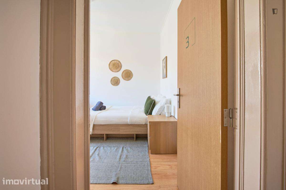 Quarto - localizado em Alameda Lisbon - Grande imagem: 2/46