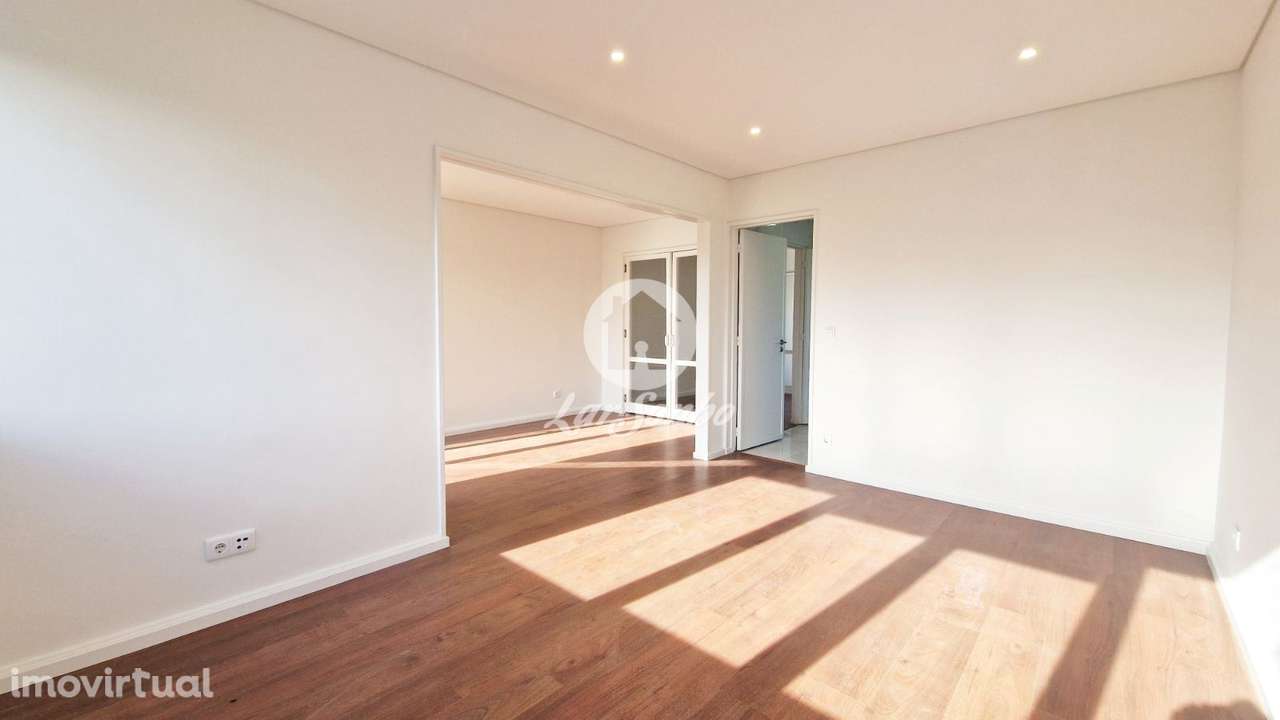 Apartamento T4 no centro de Vila do Conde - Grande imagem: 2/16