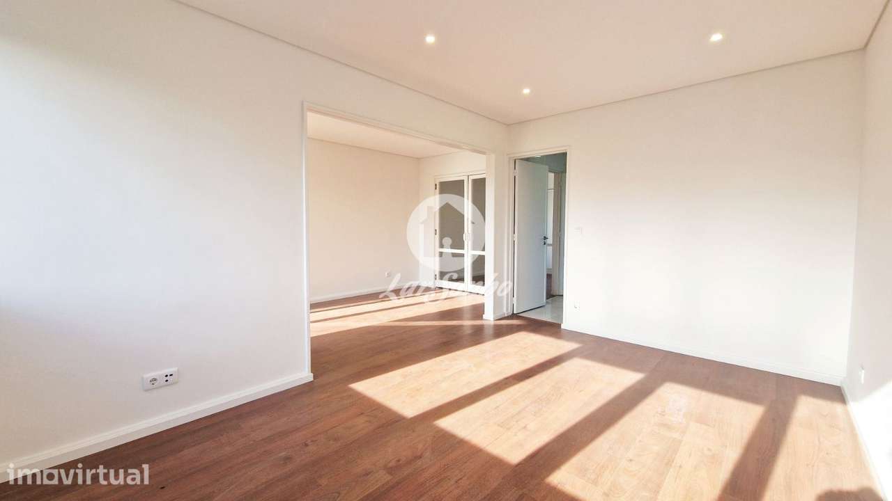 Apartamento T4 no centro de Vila do Conde - Grande imagem: 2/16