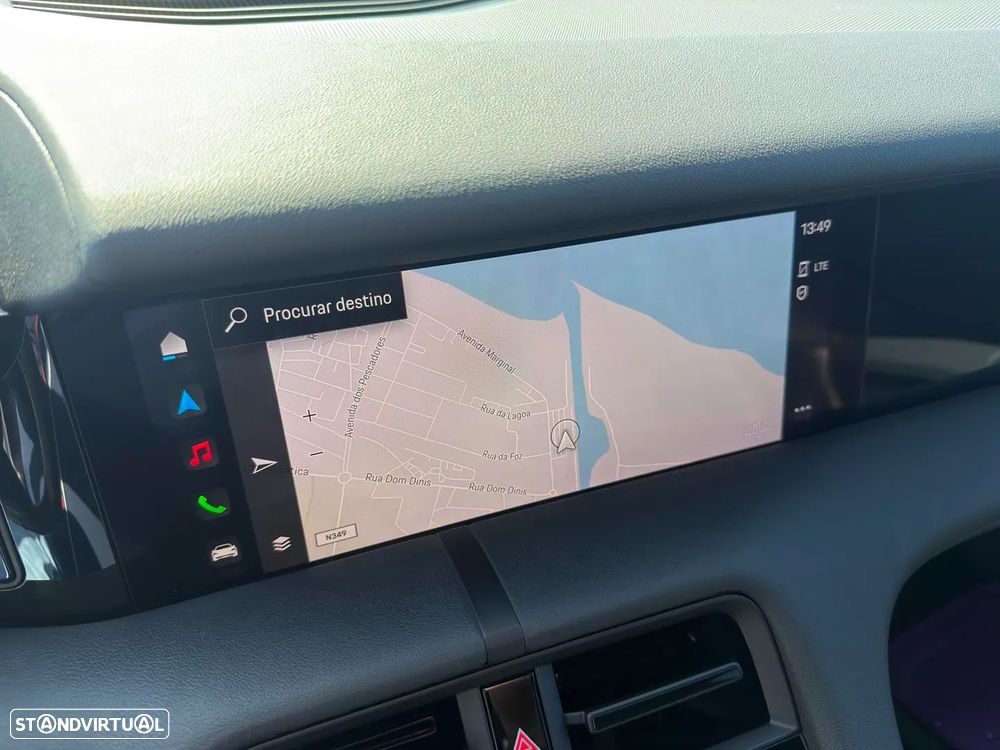 Porsche Taycan 4 - 31