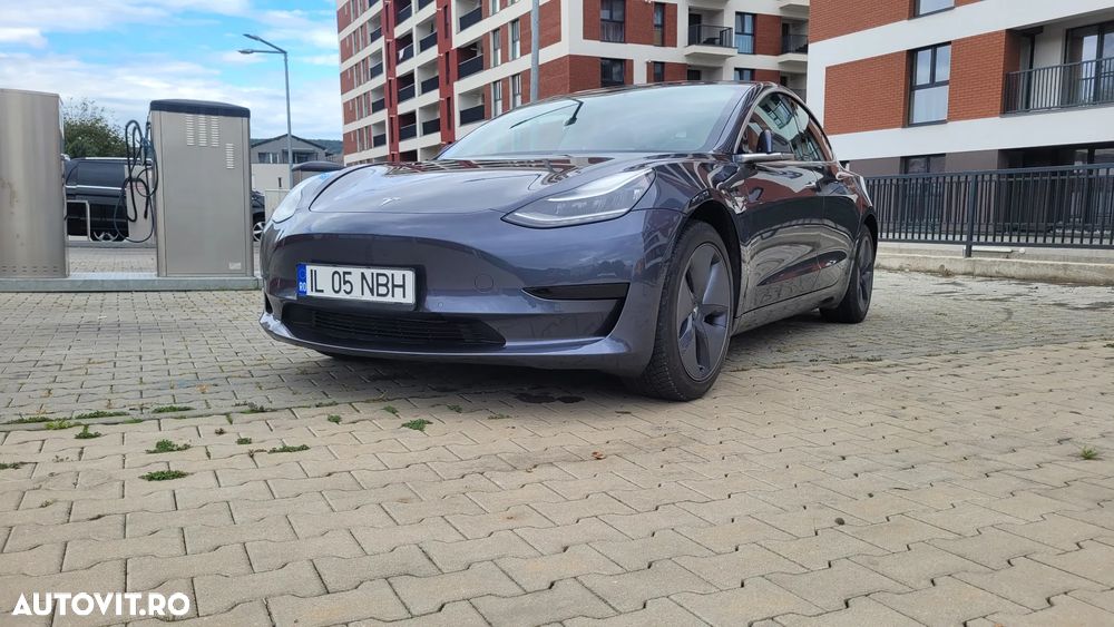 Tesla Model 3 Standard Reichweite Plus Hinterradantrieb - 8