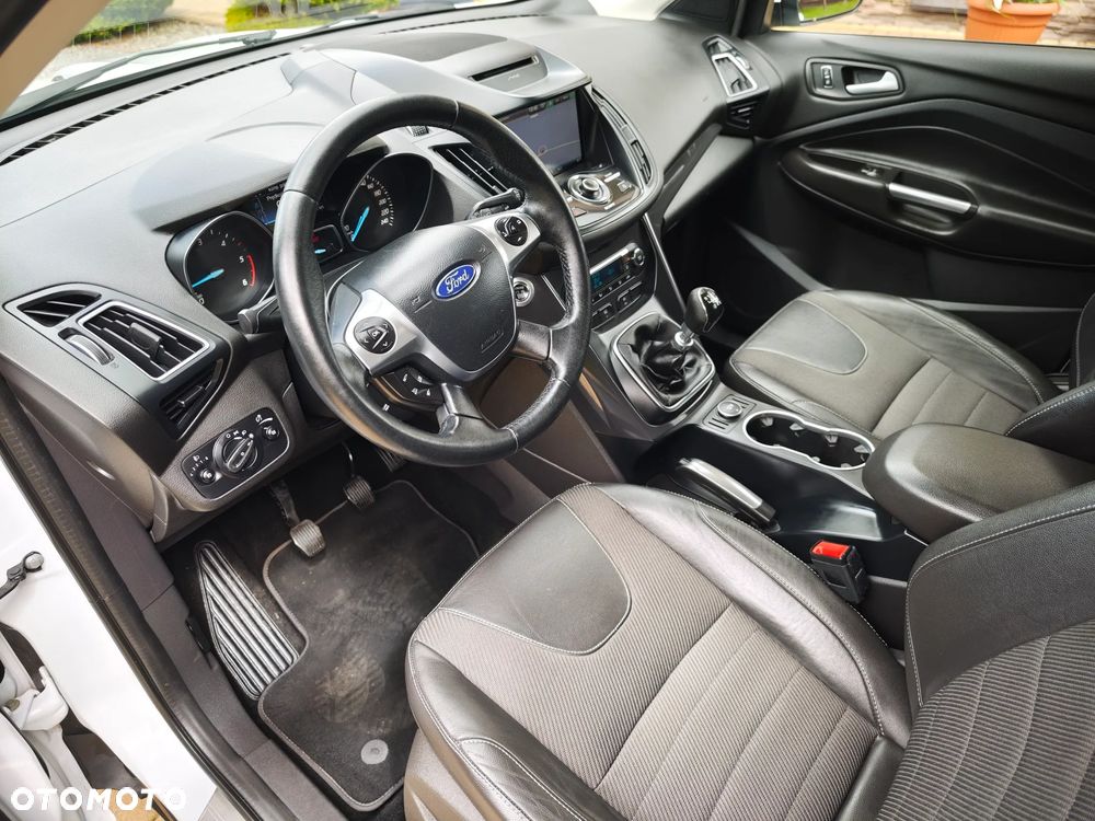 Ford Kuga 2.0 TDCi 2x4 Trend - 22