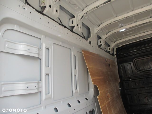 Volkswagen crafter - 14