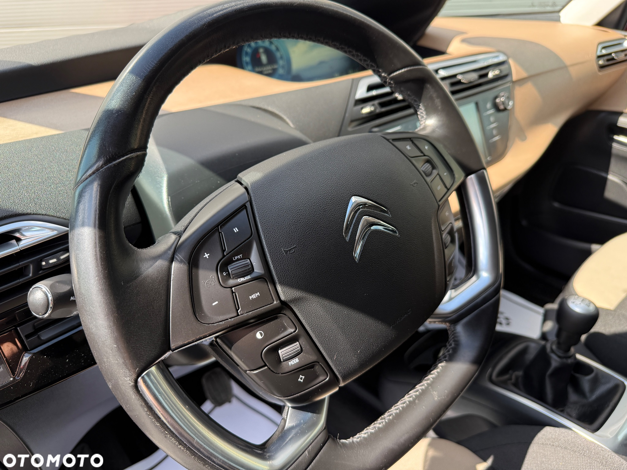 Citroën C4 Picasso 1.2 PureTech MoreLife - 13
