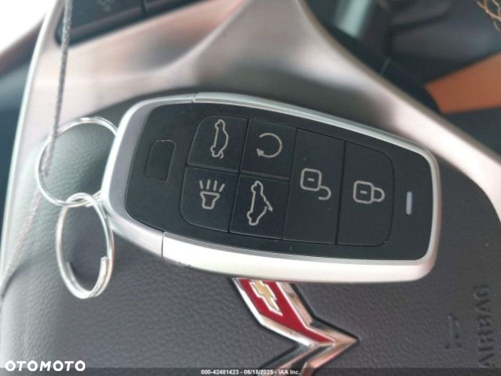 Chevrolet Corvette - 16