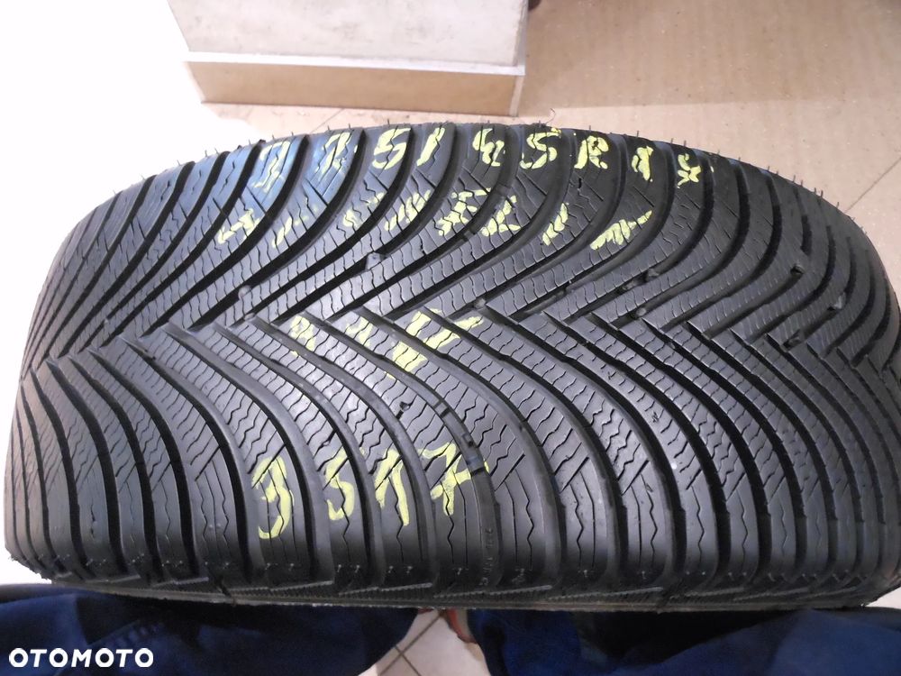 Opona pojedyńcza 225/45r17 michelin alpin 5 8mm zima - 1