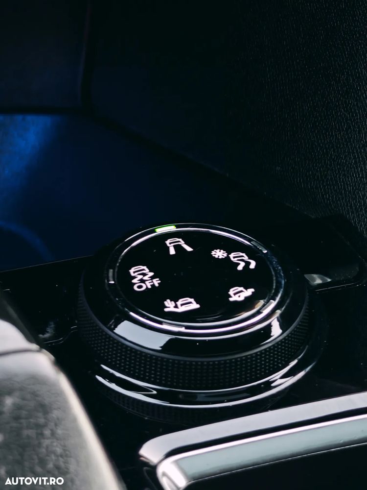 Peugeot 3008 PureTech 130 Stop & Start GPF EAT8 Crossway - 8