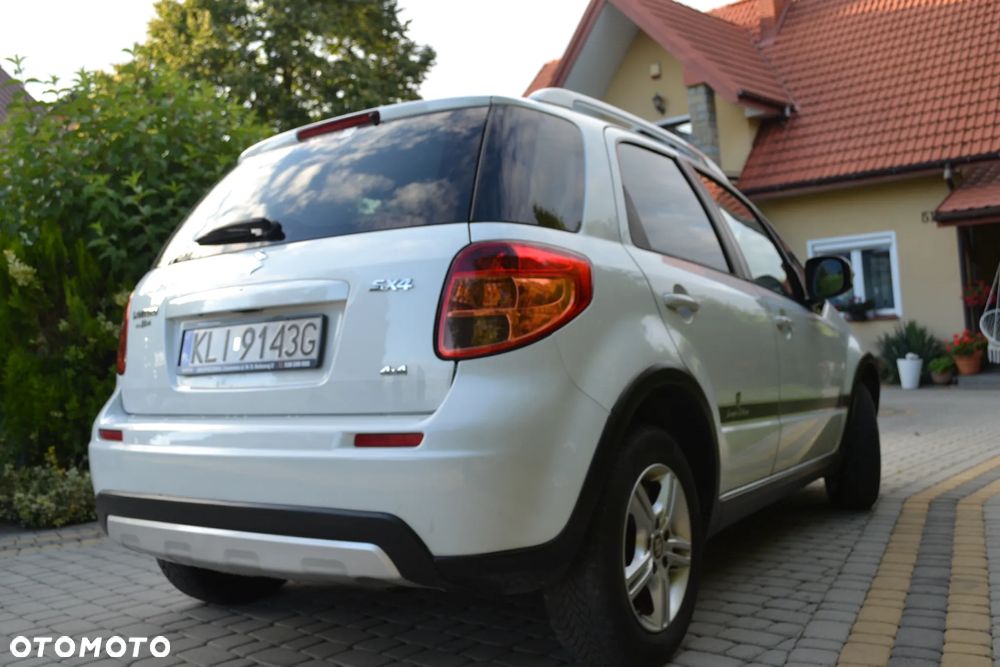 Suzuki SX4 1.6 Premium 4WD - 5