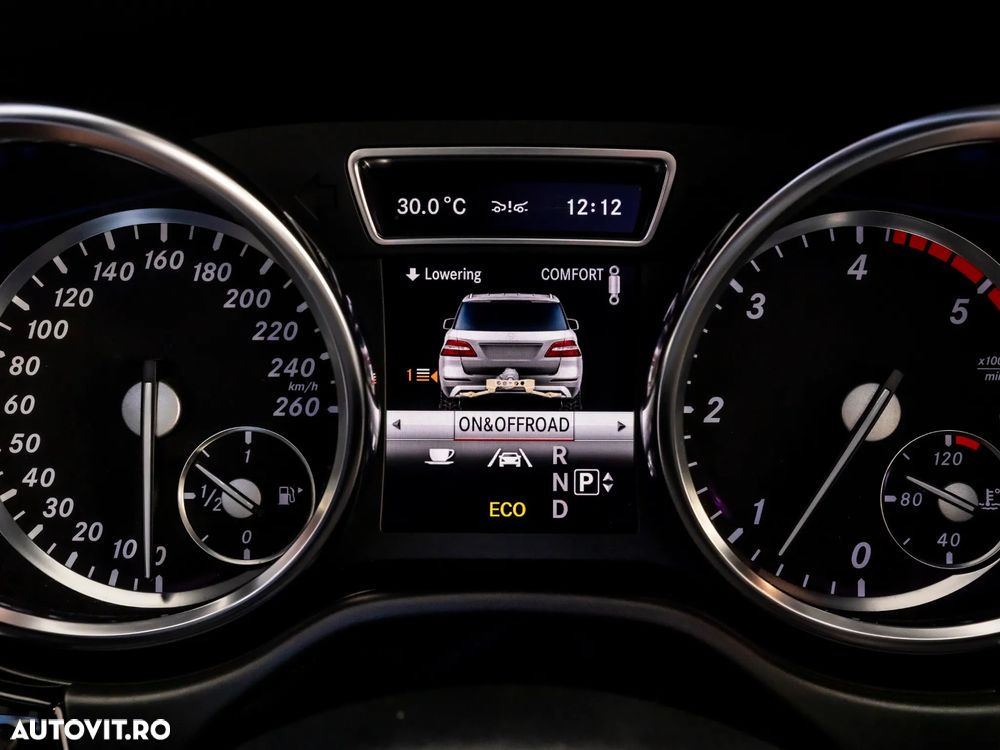 Mercedes-Benz ML - 8