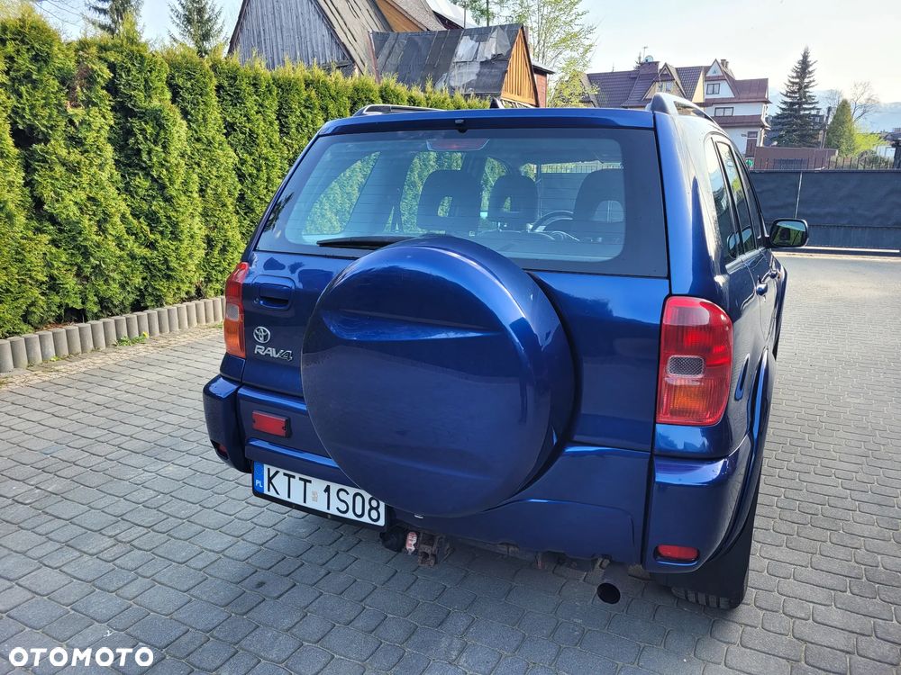 Toyota RAV4 2.0 VVT-i 4x4 - 4