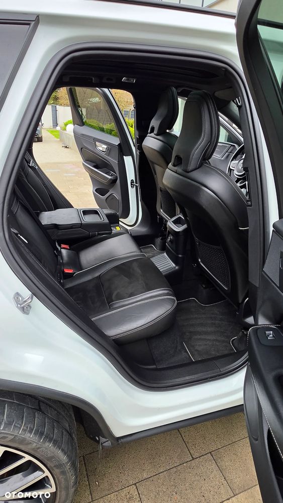 Volvo XC 60 T8 AWD Recharge Geartronic RDesign - 11