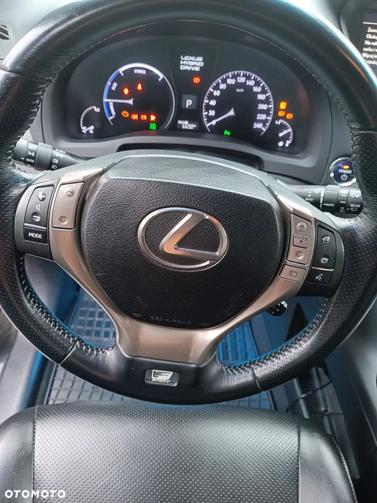 Lexus RX - 8