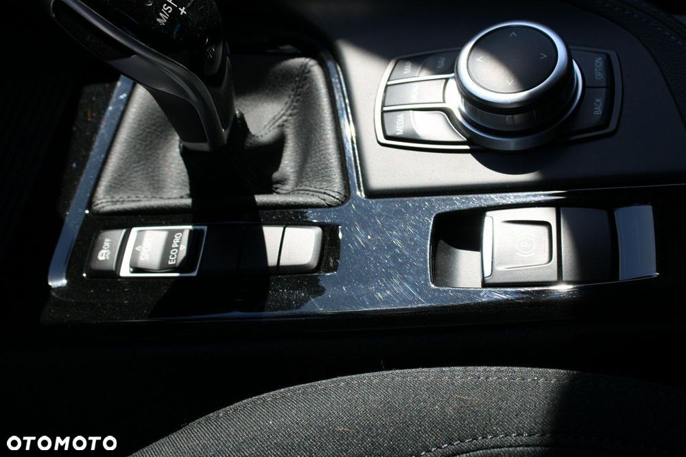 BMW X2 sDrive18i Advantage - 30