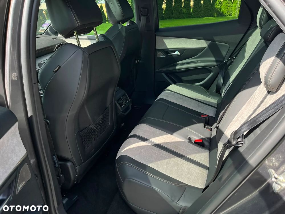 Peugeot 3008 225 e-EAT8 GT - 16