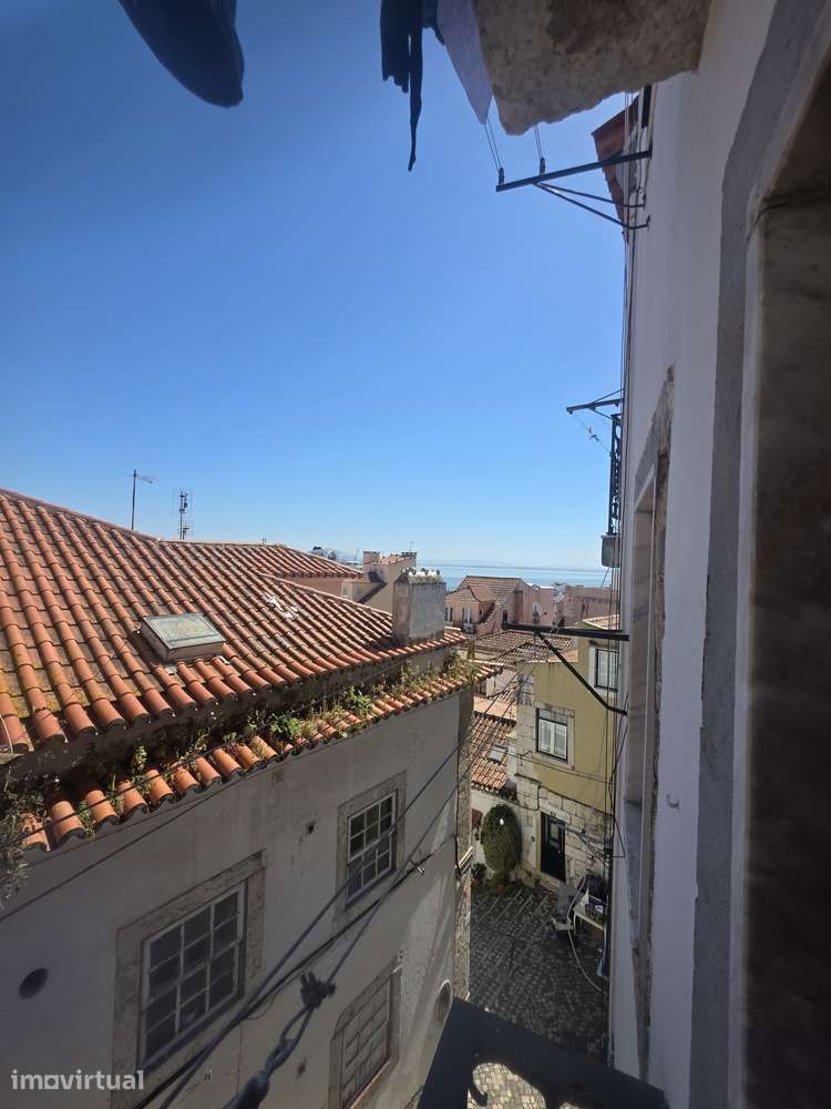 T1 em Alfama com terraço e vista Tejo - Grande imagem: 2/30