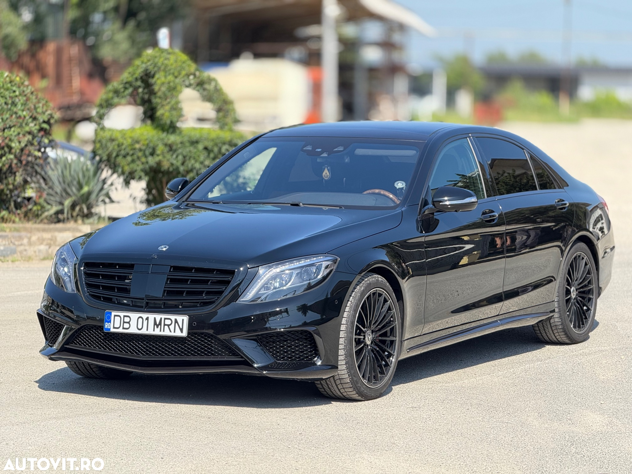 Mercedes-Benz S 350 (BlueTEC) d 4Matic 7G-TRONIC - 2