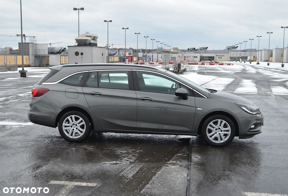 Opel Astra 1.4 T Dynamic - 21