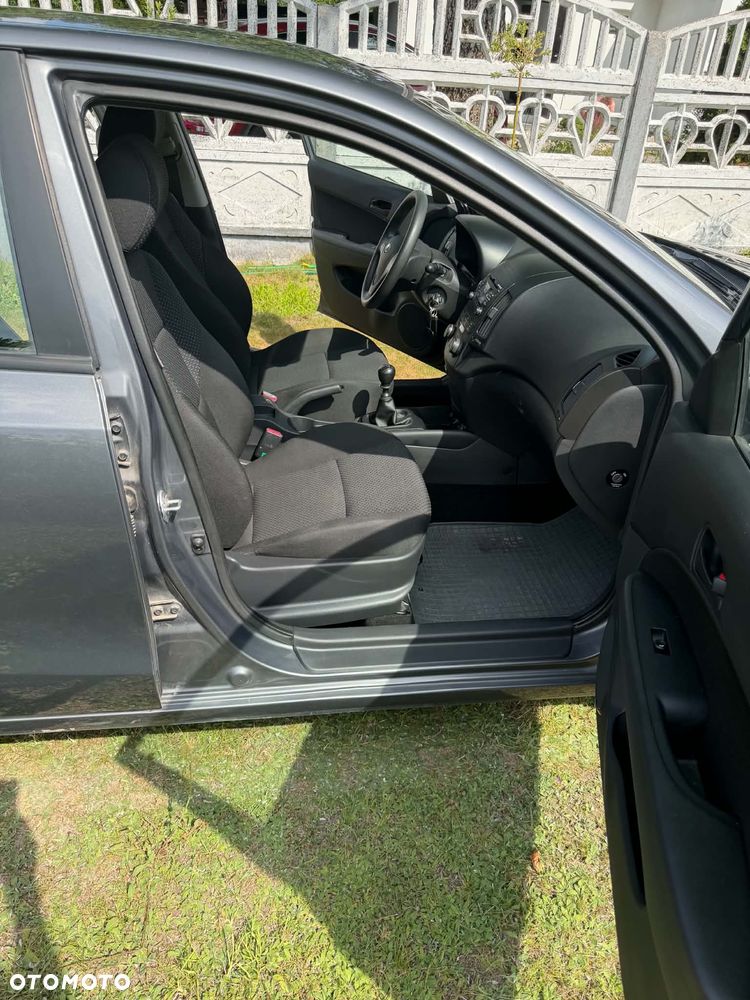 Hyundai i30 1.4 Classic - 11