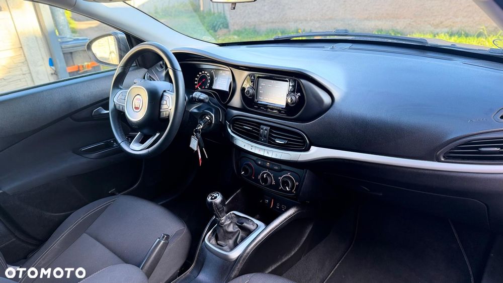 Fiat Tipo 1.3 MultiJet Lounge - 29