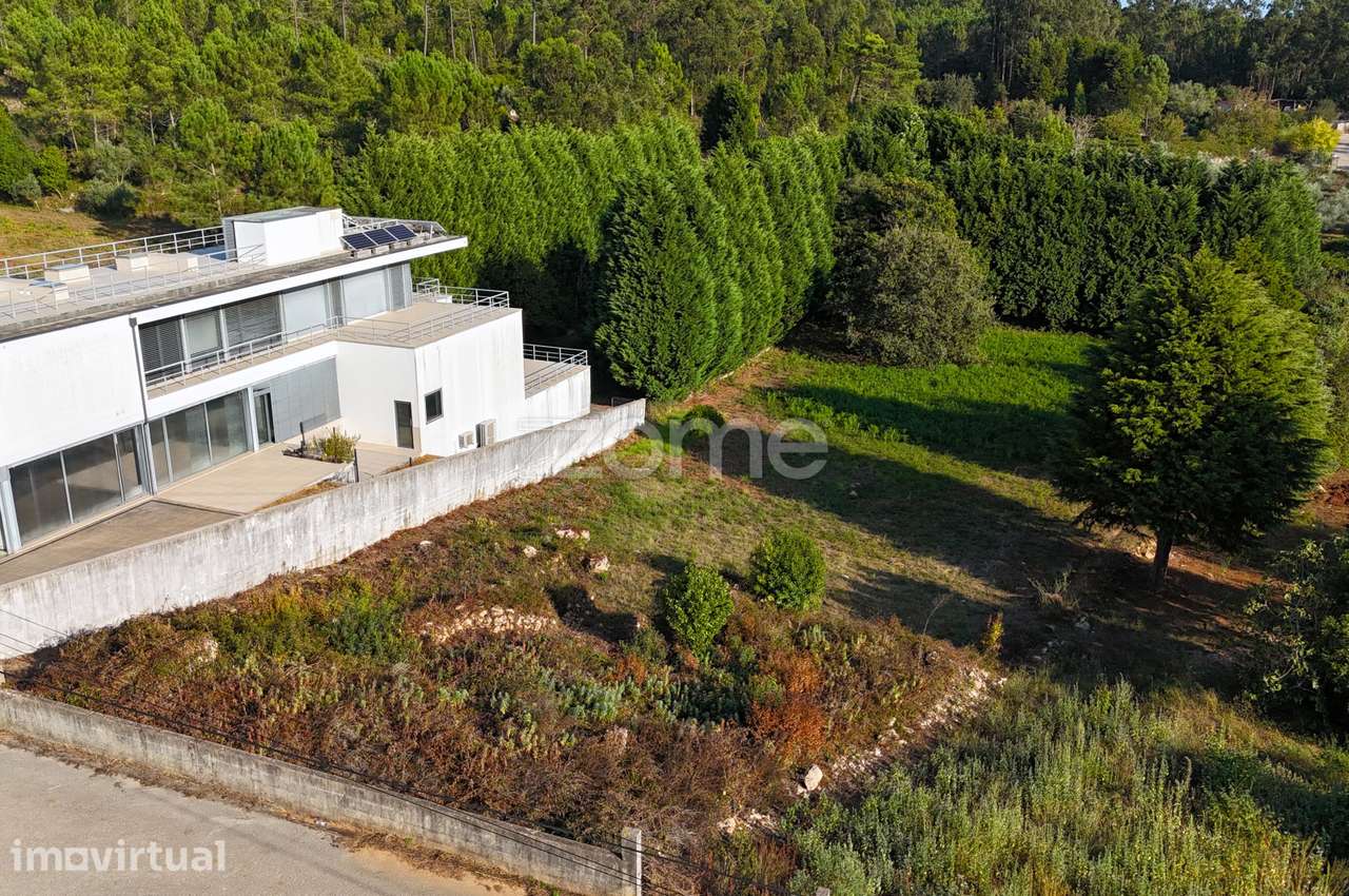 Terreno com viabilidade de Construção| 2441 m² | Telhadela, Coimbra - Grande imagem: 2/15