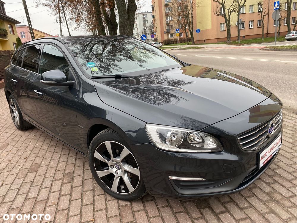 Volvo V60 D3 Geartronic Momentum - 27