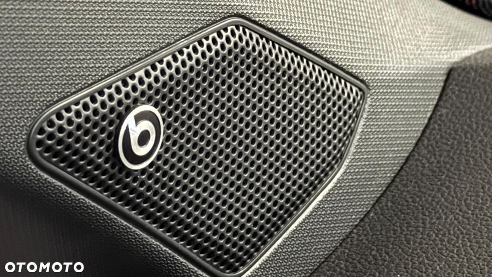 Volkswagen T-Roc - 16