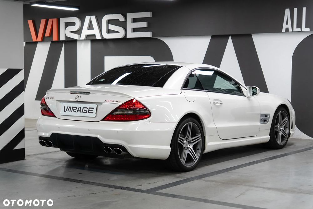 Mercedes-Benz SL 63 AMG - 16