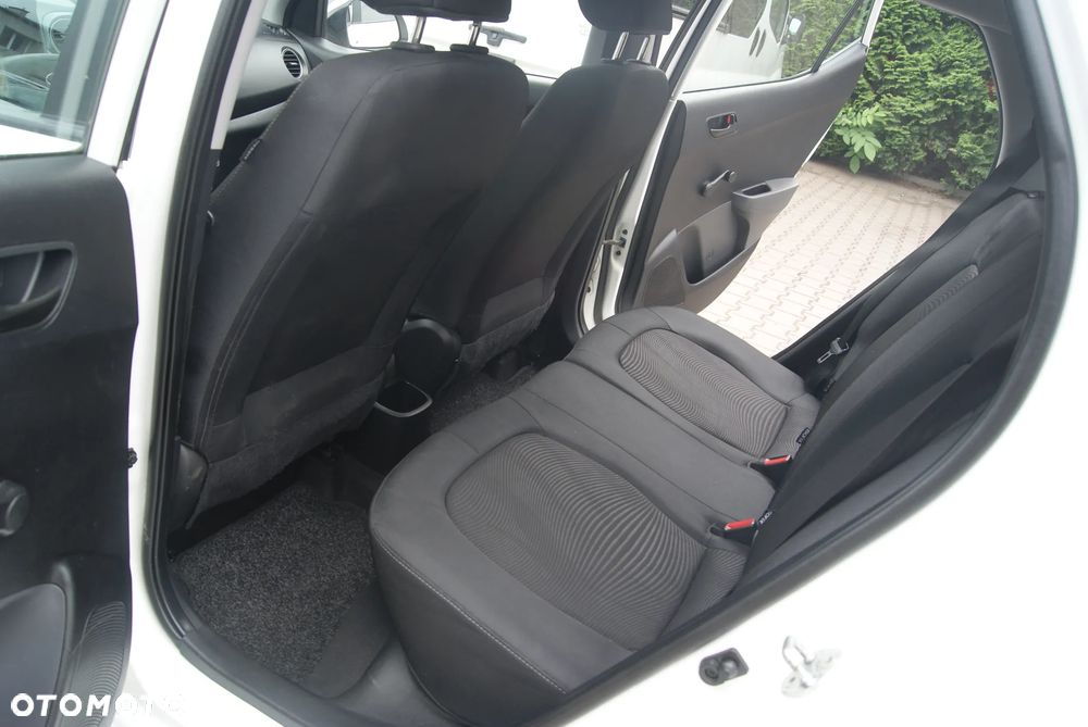 Hyundai i10 1.0 Passion Plus - 13