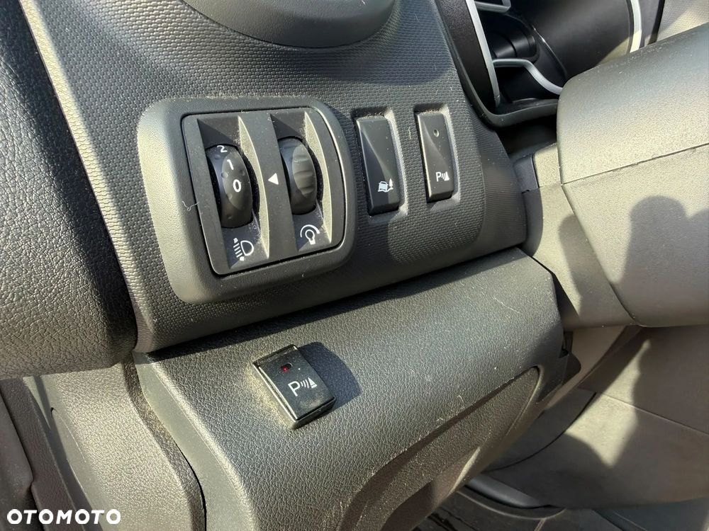 Renault Trafic - 30