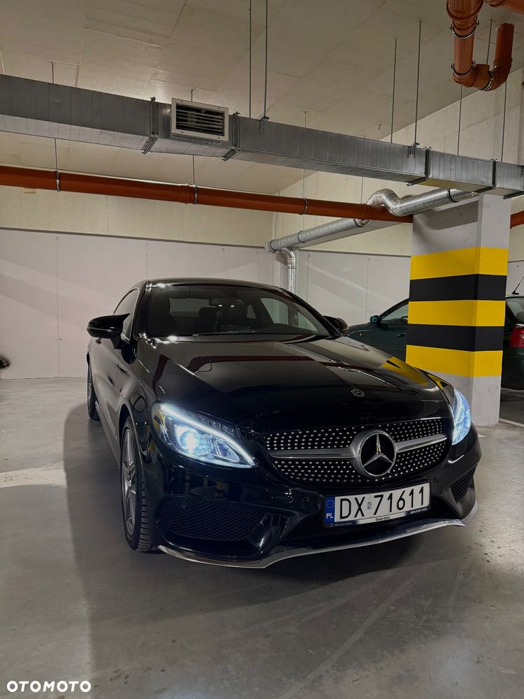 Mercedes-Benz Klasa C 200 4Matic 9G-TRONIC AMG Line - 1