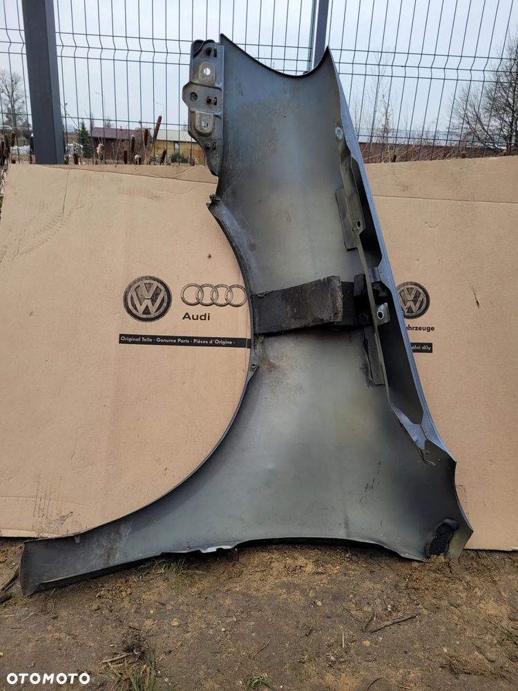 BŁOTNIK PRAWY PRZÓD VW JETTA - 2