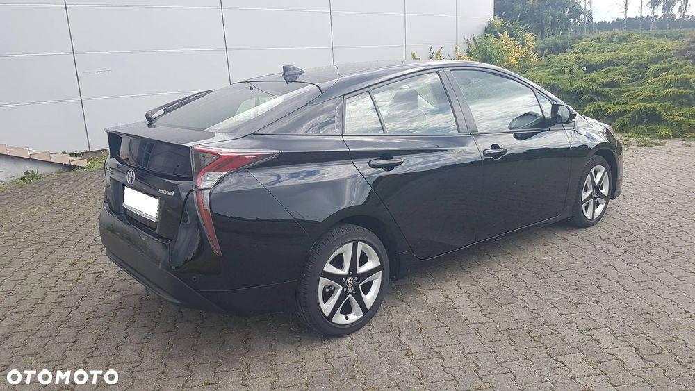 Toyota Prius Hybrid Executive - 20